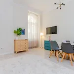 Apartament Dohany Str Downtown *
